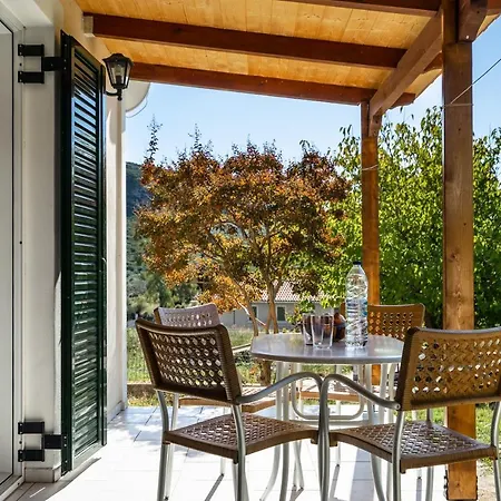 Pantelios Village 1 كاتيليوس